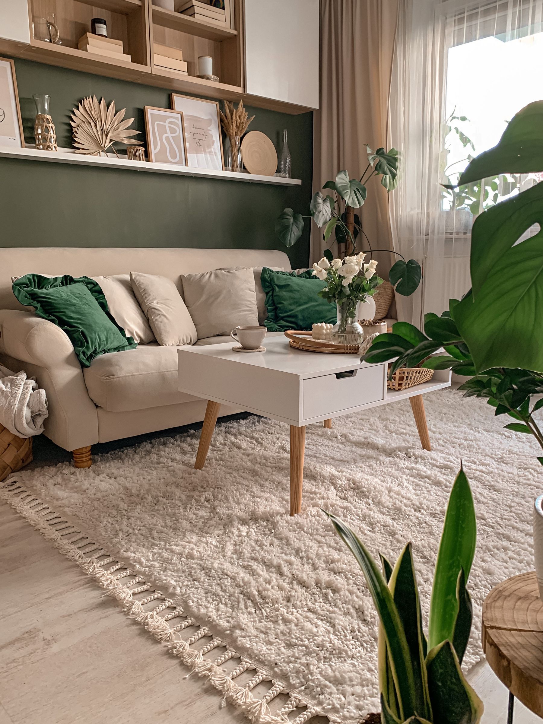2 Seater Velvet Sofa Off-White EIKE