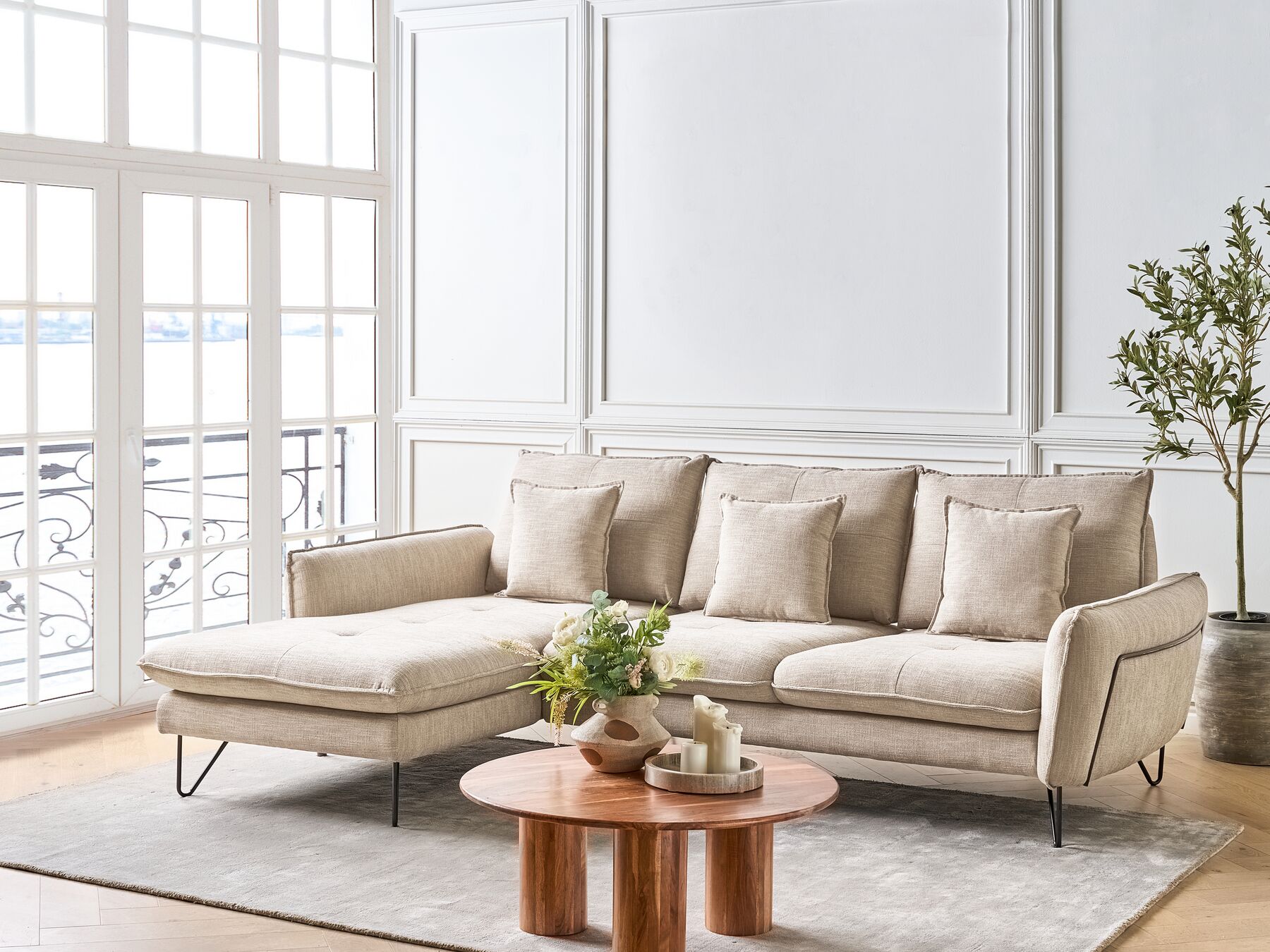 Right Hand Fabric Corner Sofa Beige SERSAN