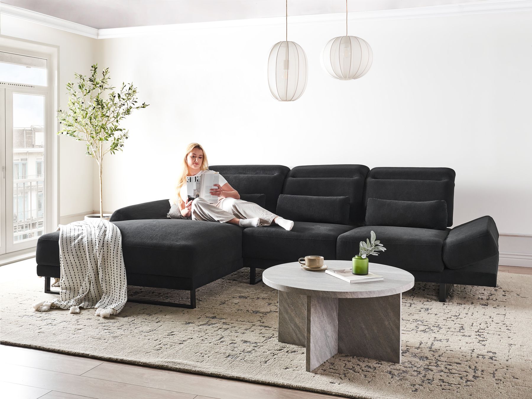 Corner Sofa IKAST Fabric Black 4 Seater Right Hand