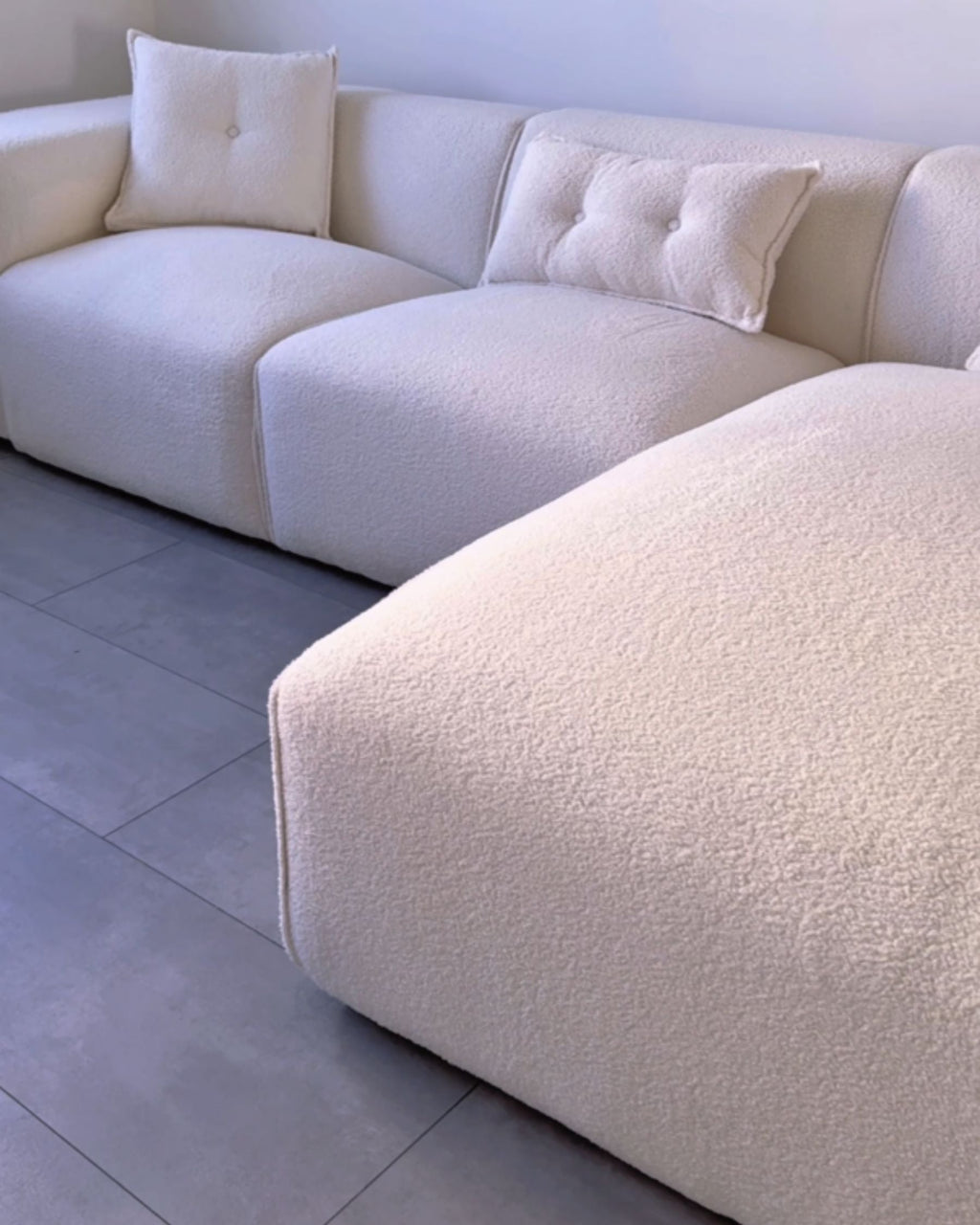Left Hand Boucle Corner Sofa Off-White DOLVA